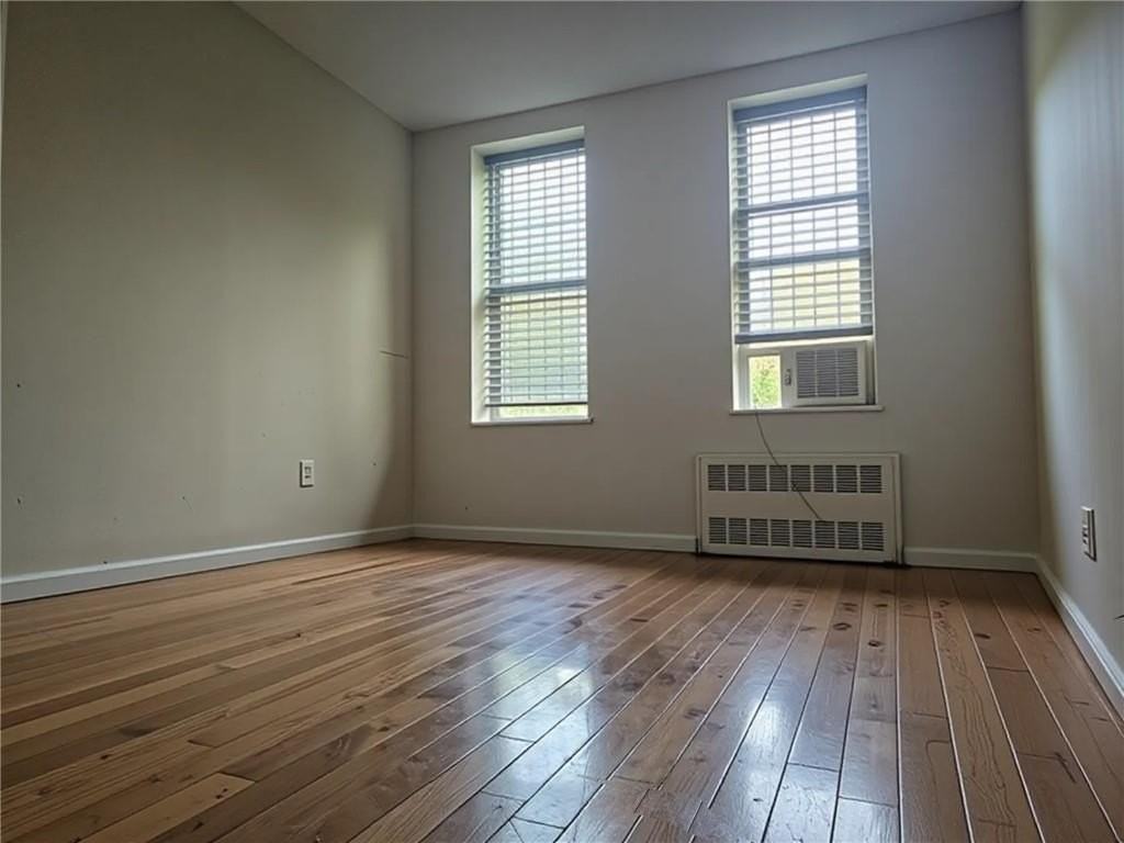 302 Parkville Ave #1 - Photo 5 of 6