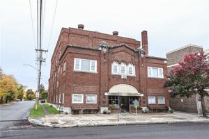 featured image of 400 Main St #B4