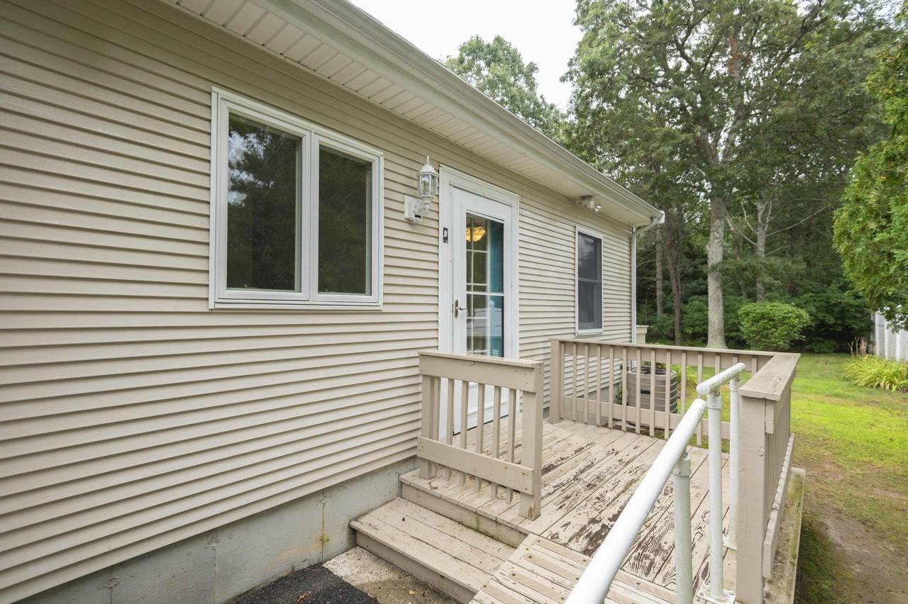 15 Chase Rd #15B - Photo 2 of 16