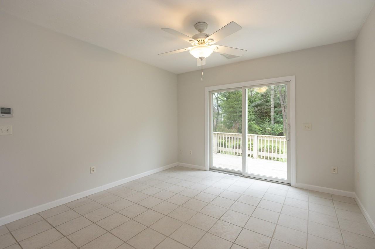 15 Chase Rd #15B - Photo 6 of 16
