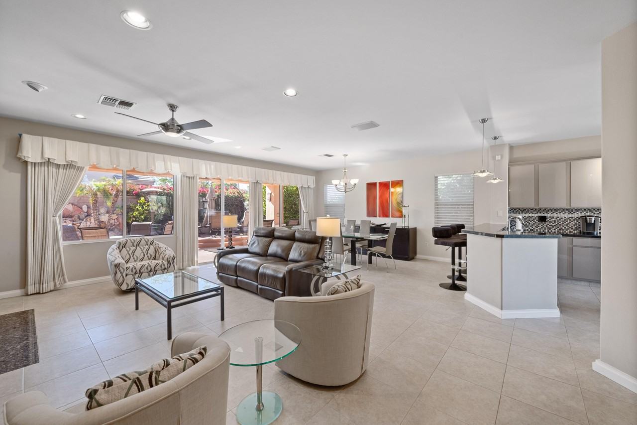 37127 Turnberry Isle Dr - Photo 7 of 50