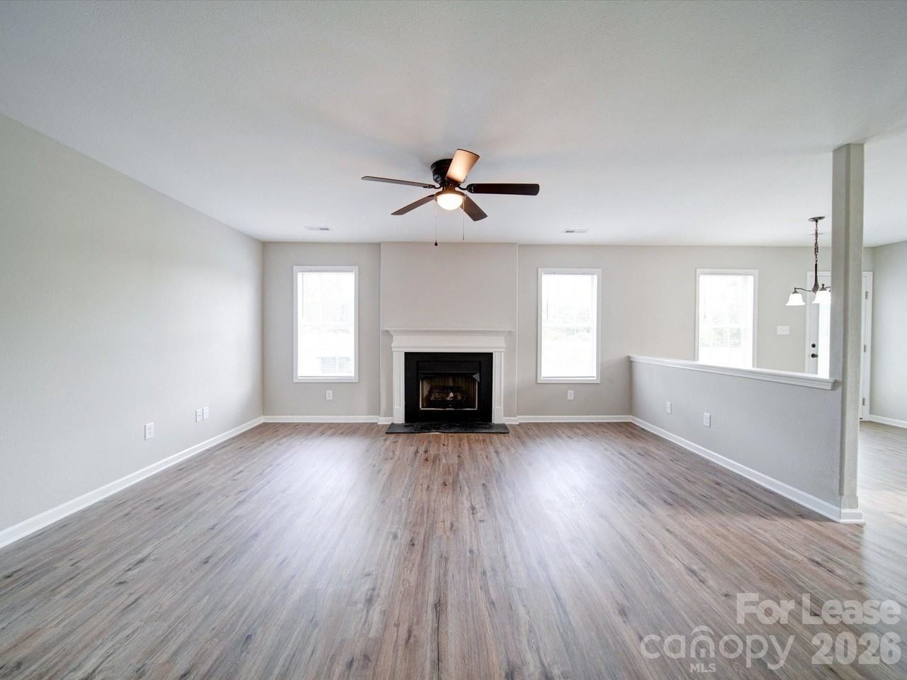 3702 Cardinal Bluff Ln - Photo 7 of 47