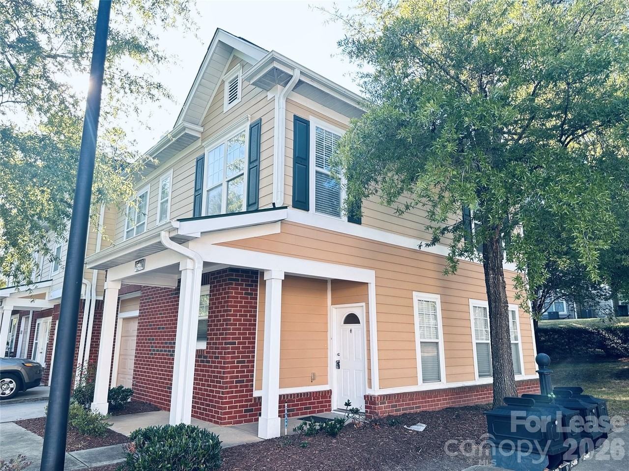 15402 Saint Christopher Ct