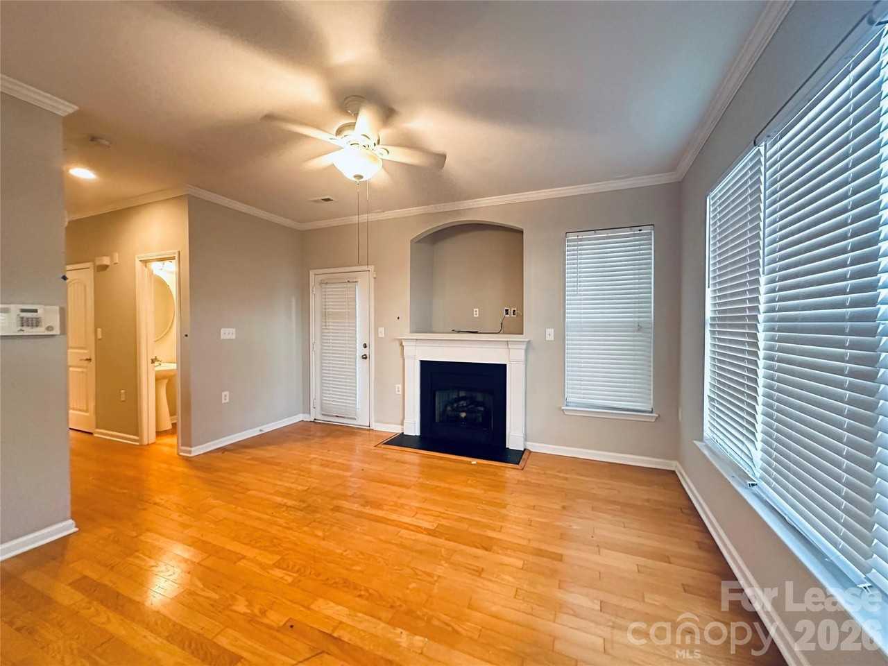 15402 Saint Christopher Ct - Photo 3 of 7