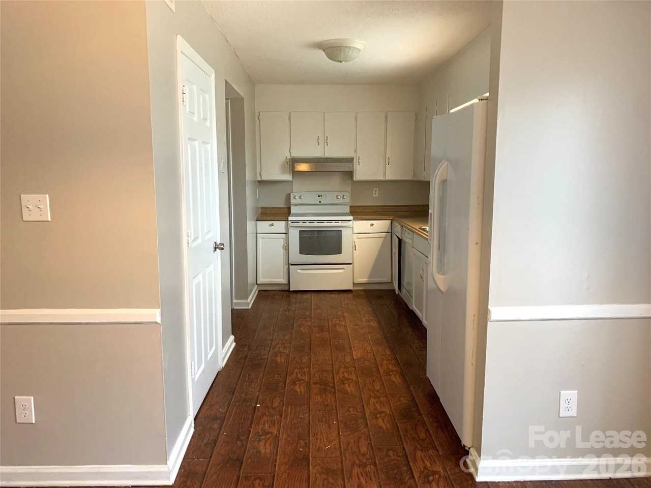 7303 Cormwell Ln - Photo 2 of 7