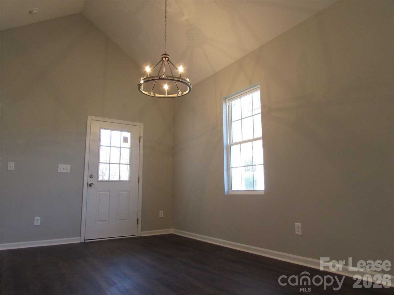 508 Messner St #4 - Photo 4 of 13