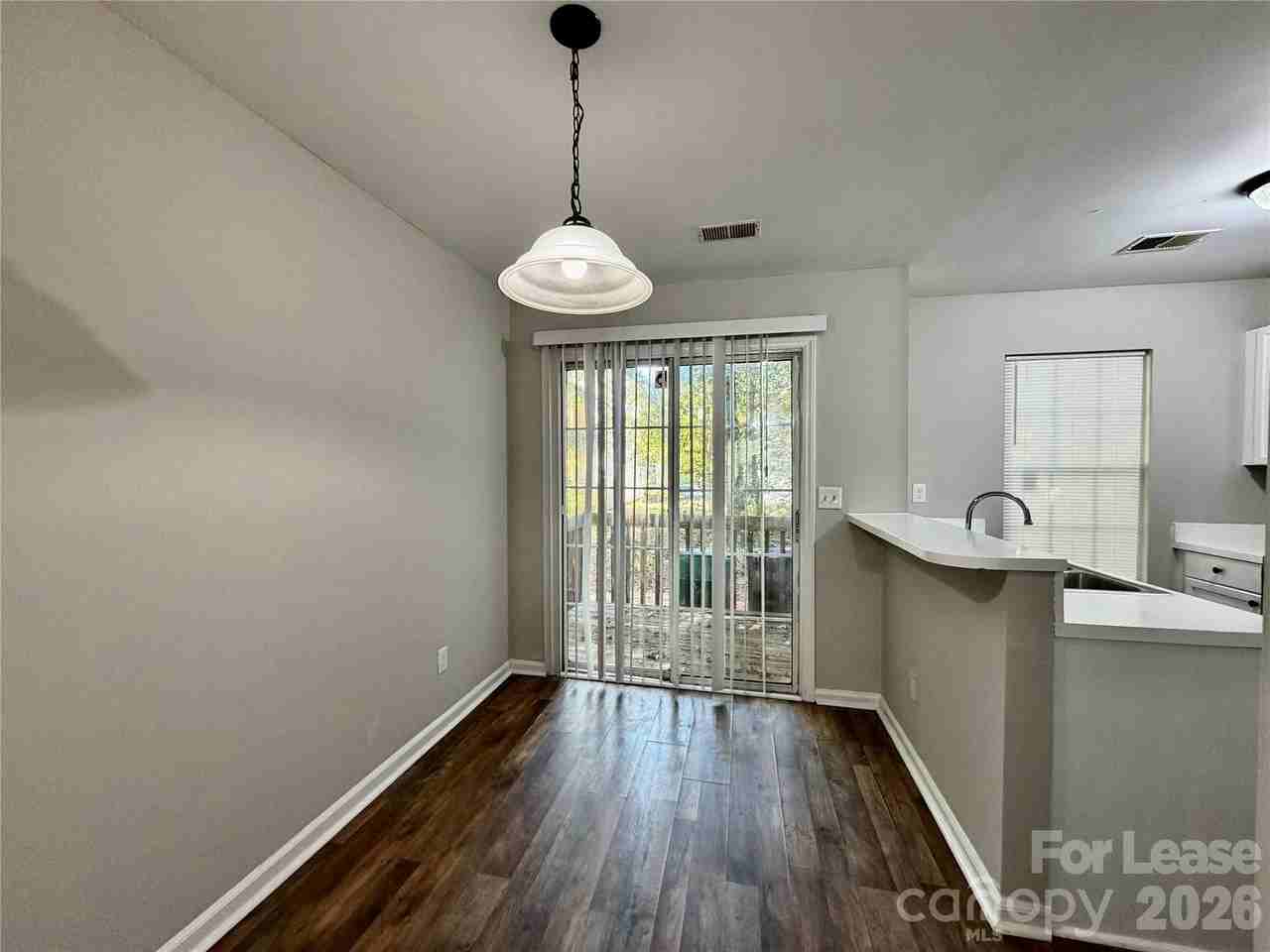 6354 Windsor Gate Ln - Photo 6 of 26