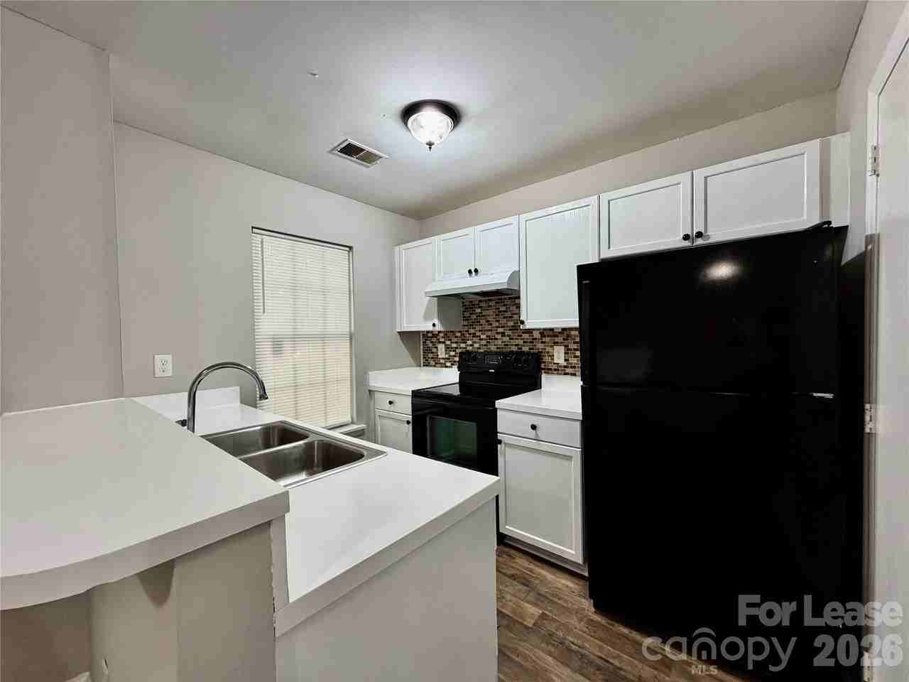 6354 Windsor Gate Ln - Photo 7 of 26