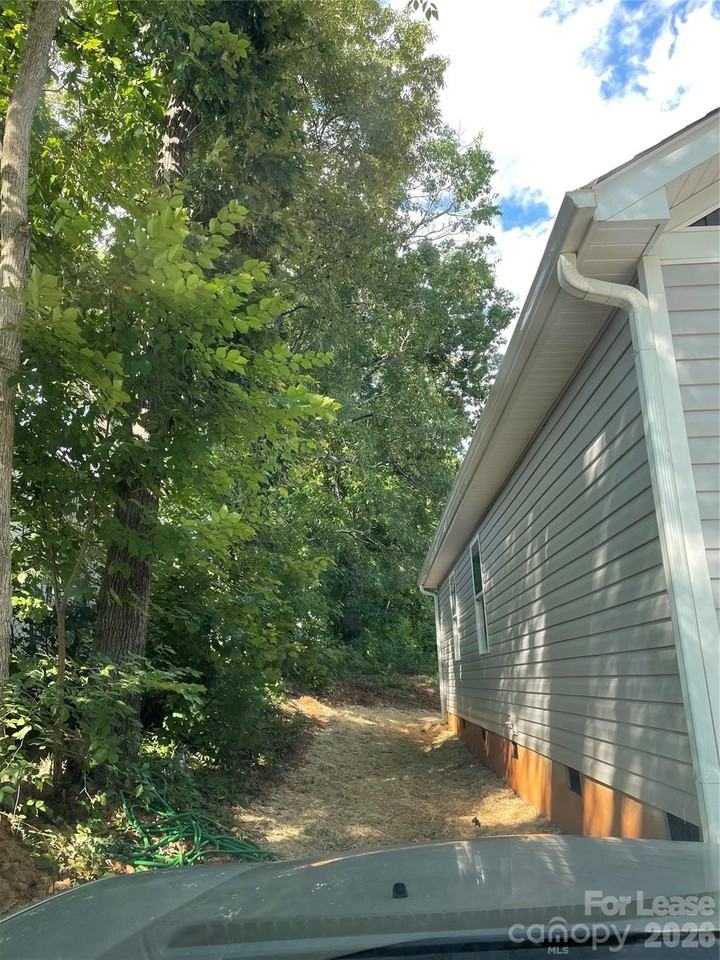 317 Salisbury Rd - Photo 2 of 16