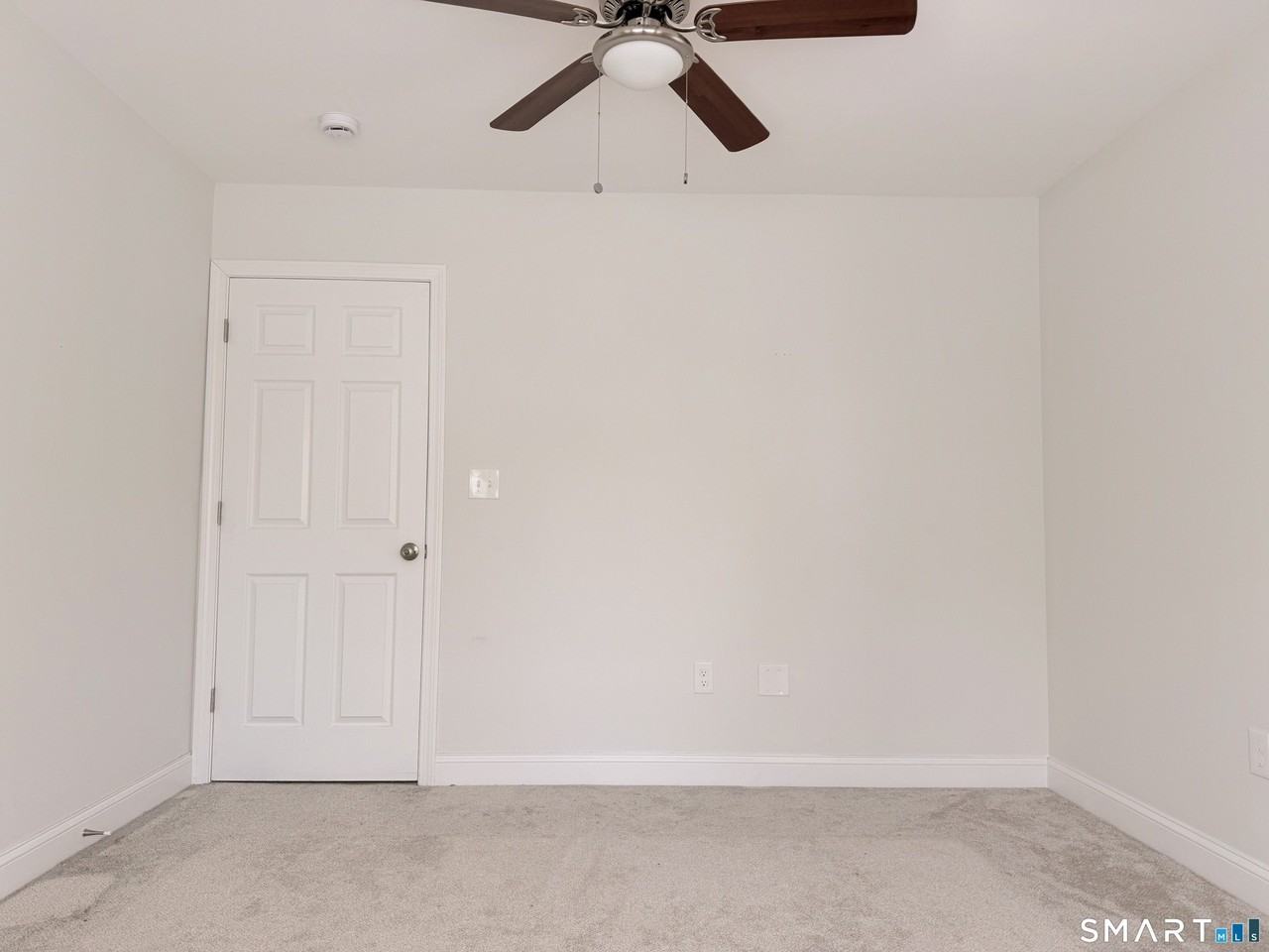 1083 Whalley Ave #C - Photo 6 of 9