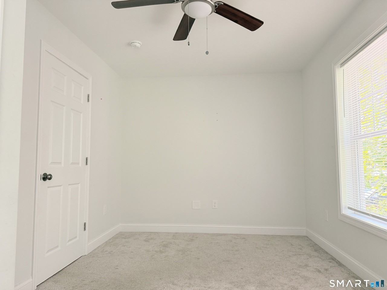 1083 Whalley Ave #C - Photo 7 of 9