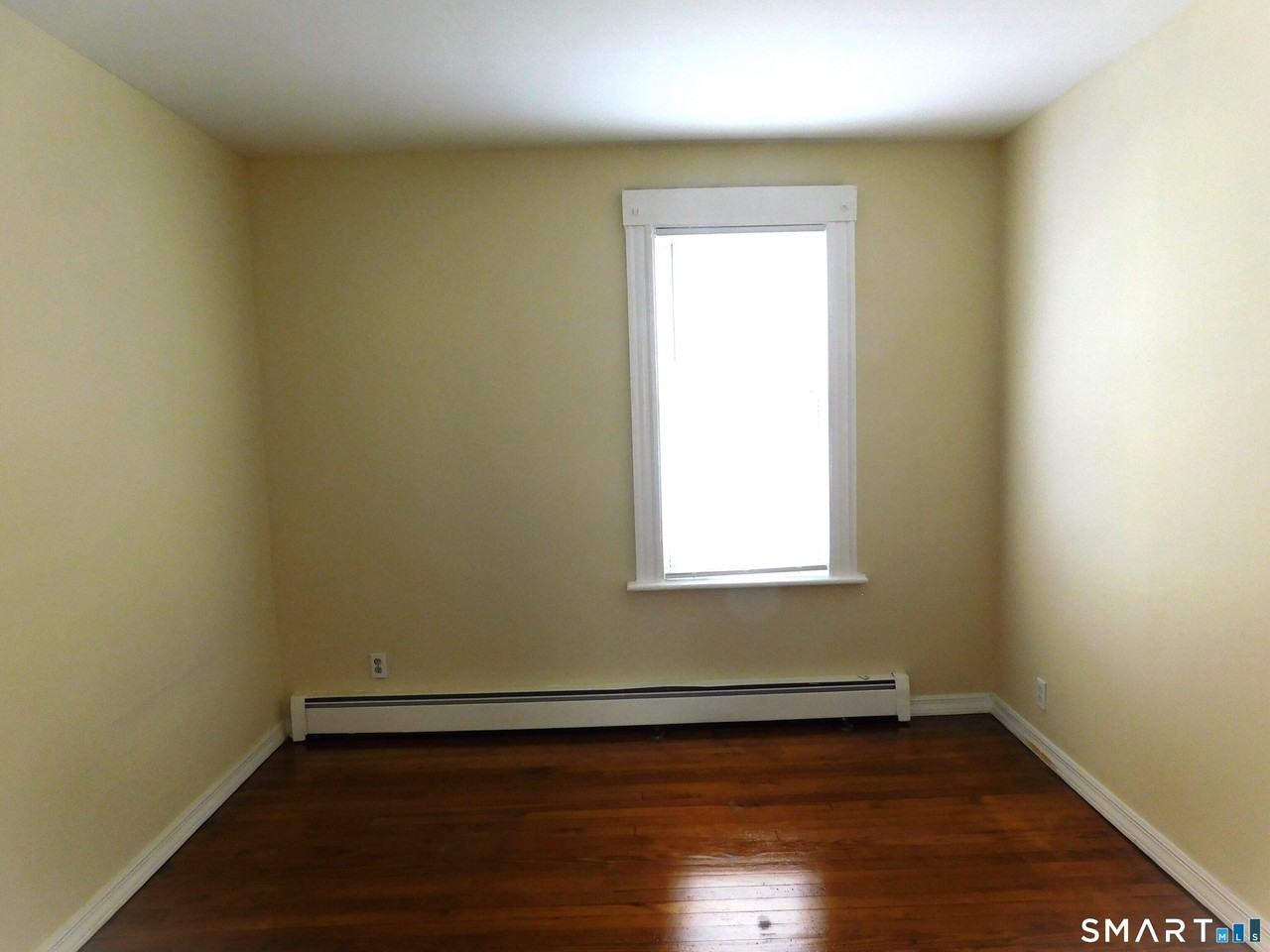 129 Kent Ave - Photo 7 of 7