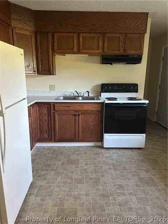 1224 E Manchester Rd - Photo 2 of 12