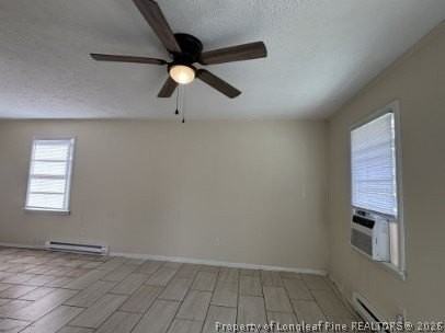 4946 Robin St - Photo 3 of 8