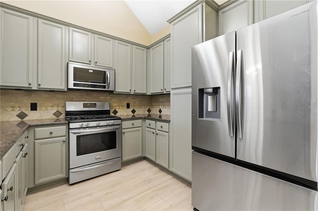 726 Gardenside Cir Se - Photo 2 of 32