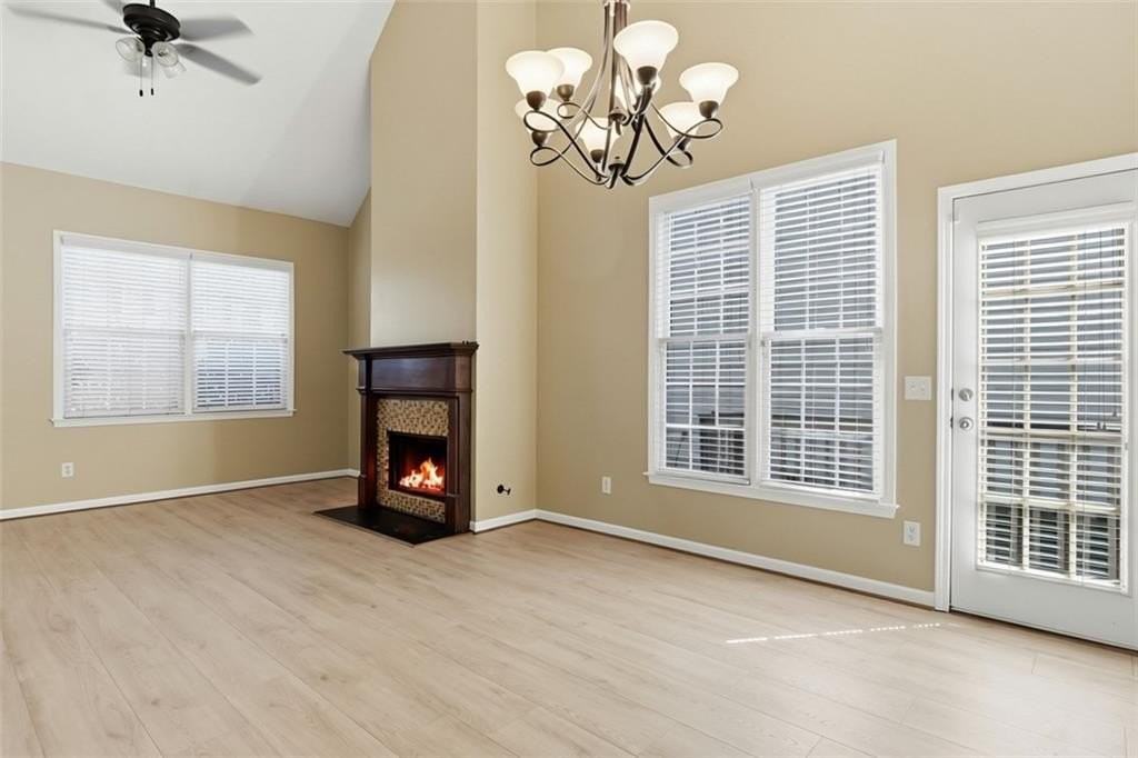 726 Gardenside Cir Se - Photo 4 of 32