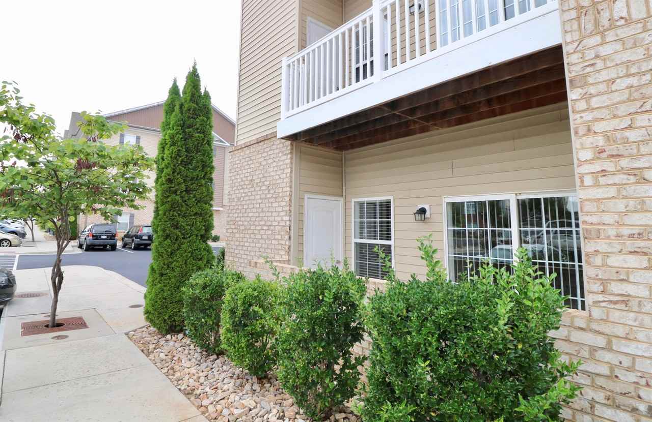 302 Capstone Dr #108 - Photo 5 of 48