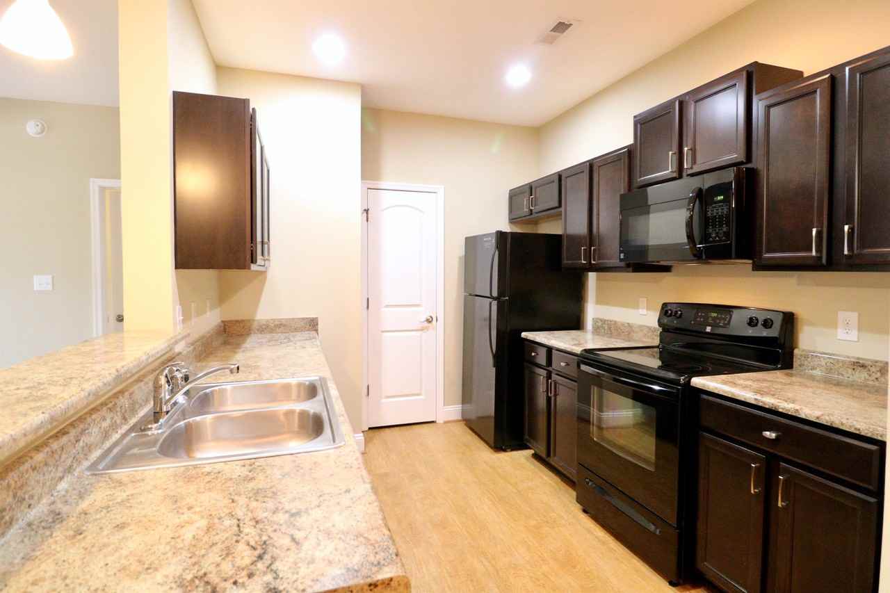 302 Capstone Dr #108 - Photo 7 of 48