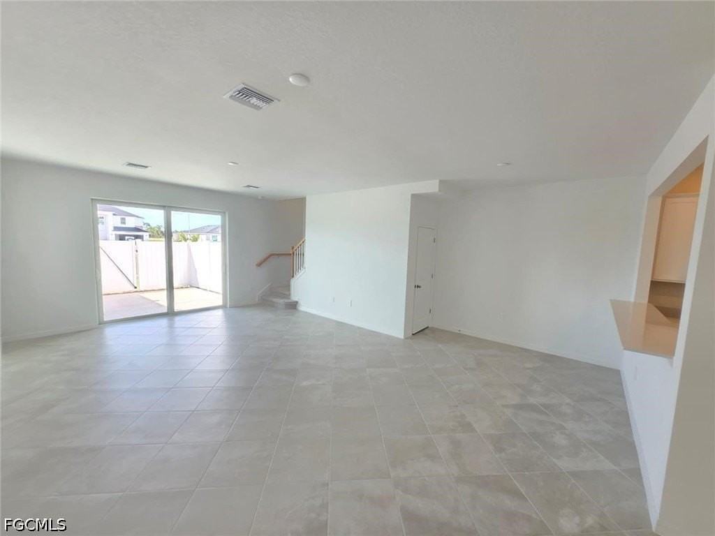 14947 White Pearl Rd - Photo 7 of 49