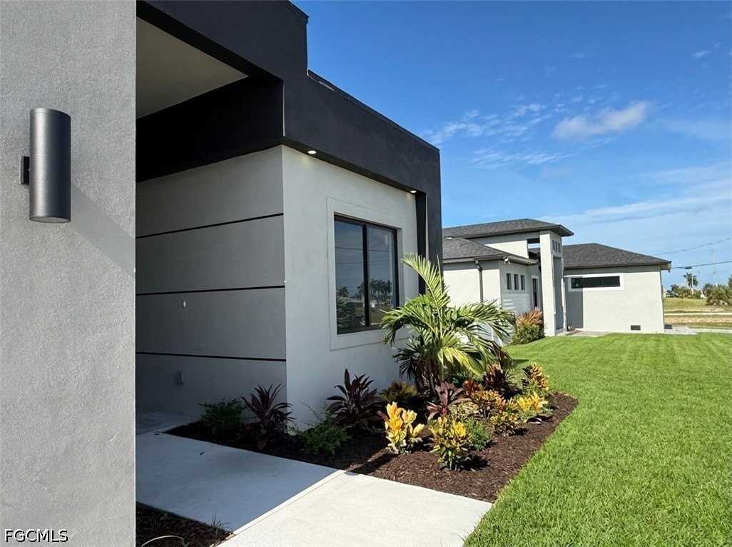 4326 Nw 34th St - Photo 4 of 40