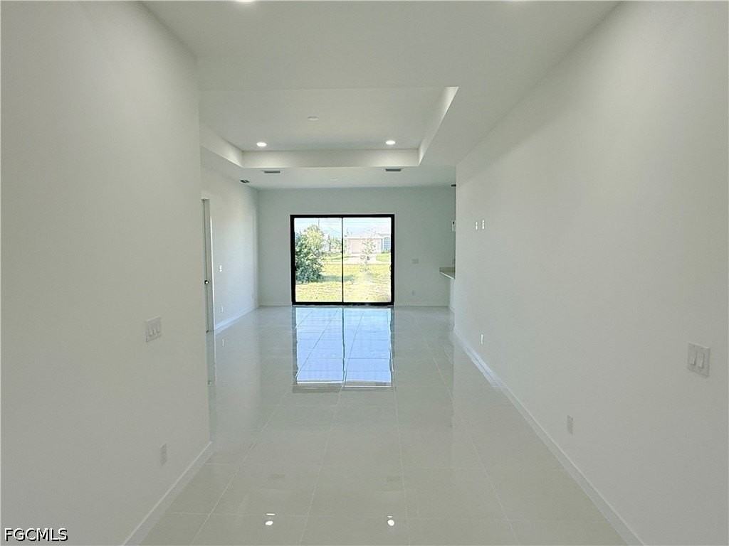 4326 Nw 34th St - Photo 5 of 40