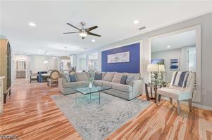 featured image of 14919 Edgewater Cir
