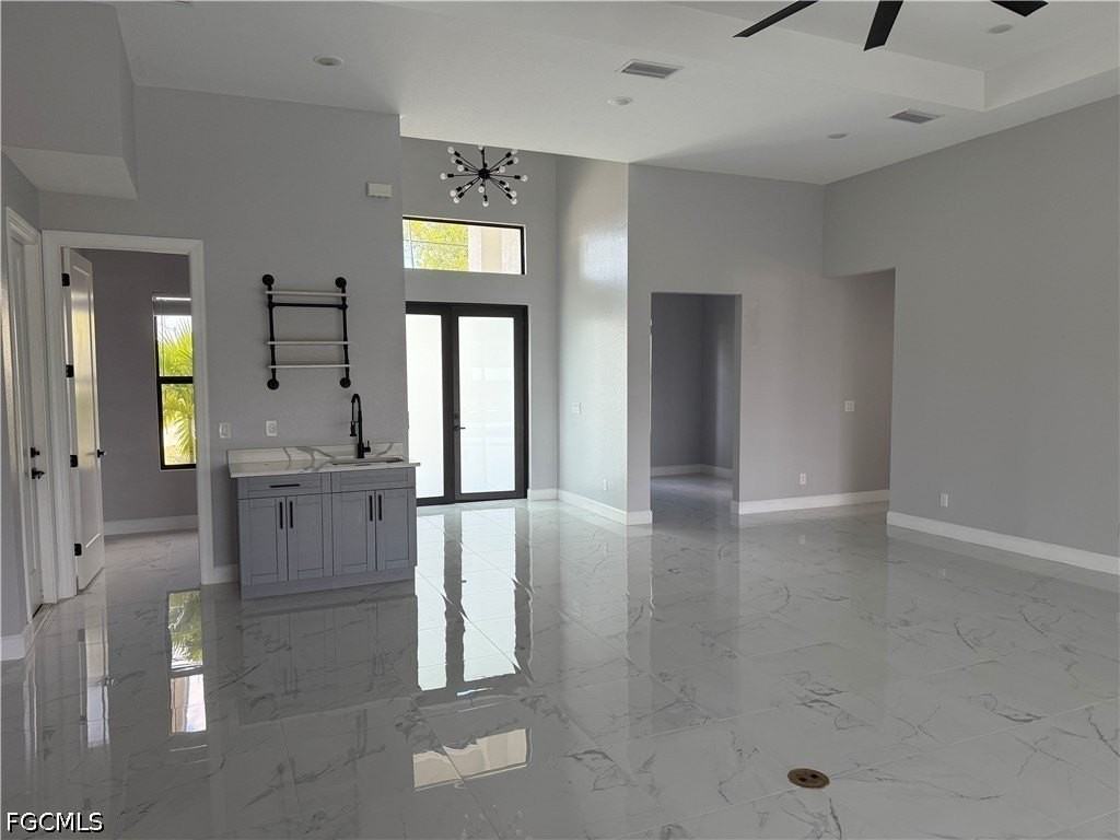 2505 Sw 17th Pl - Photo 4 of 26