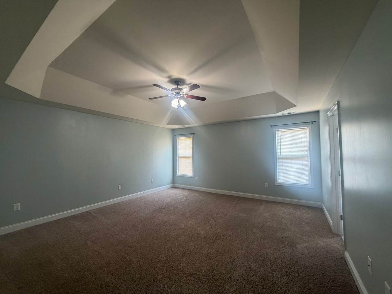 3541 Castlefield Ln - Photo 7 of 15