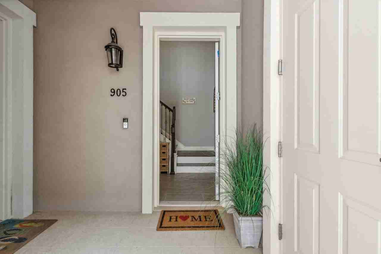95217 Summerwoods Cir - Photo 2 of 50