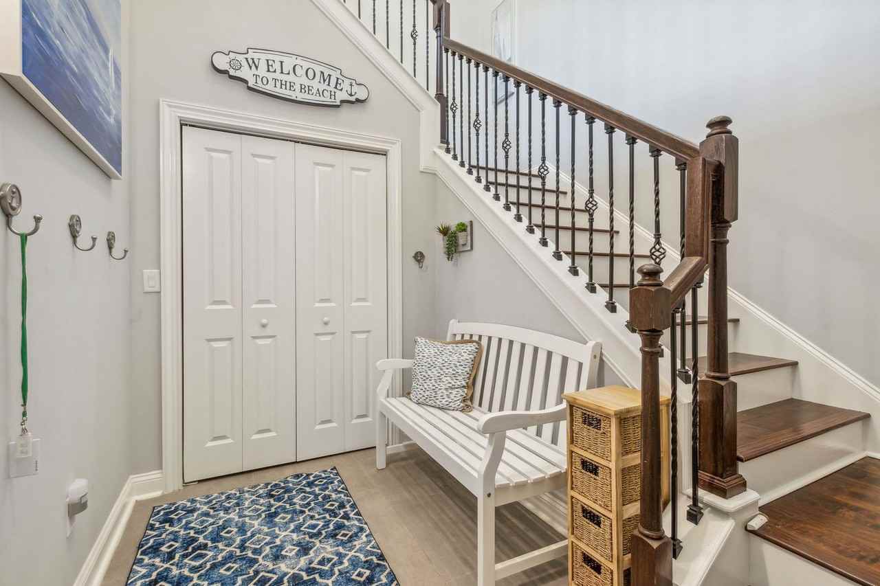 95217 Summerwoods Cir - Photo 4 of 50