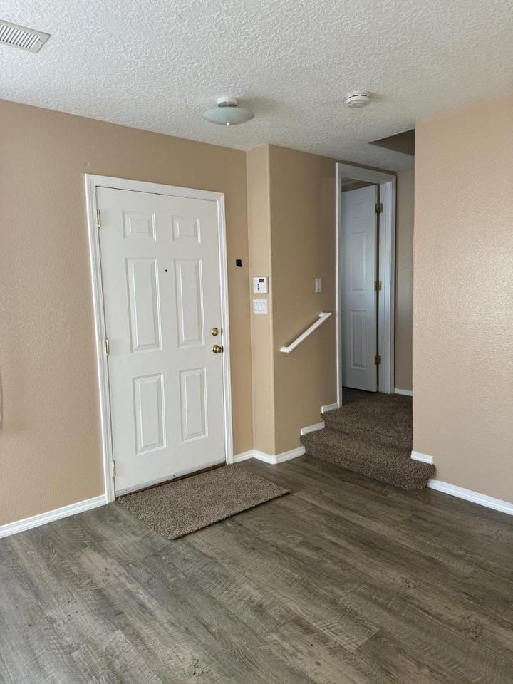 10920 Tomatillo Ln Se - Photo 3 of 46
