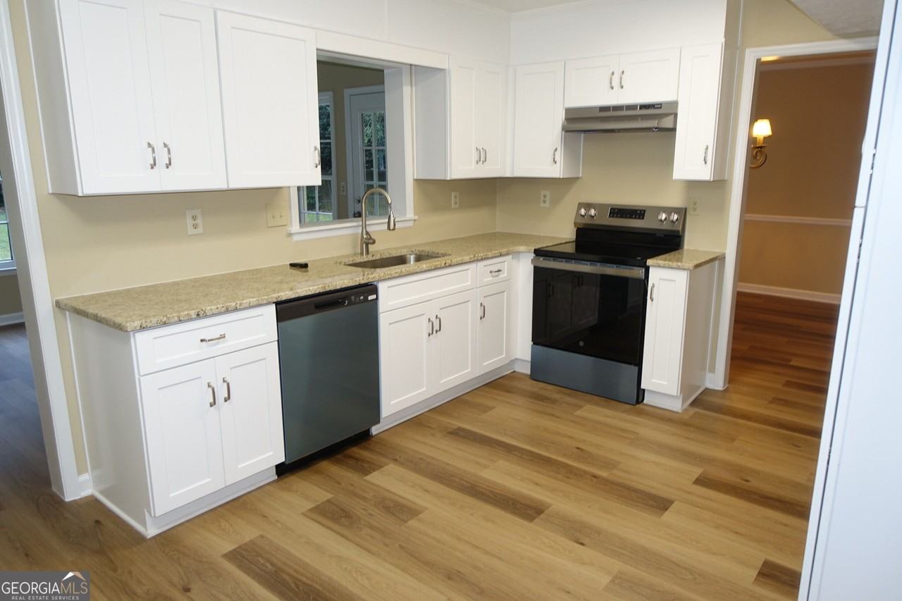 103 Cherry Holw - Photo 4 of 14