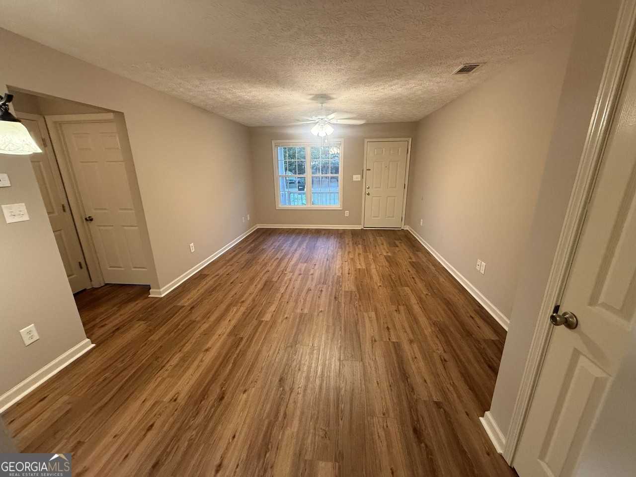 47A Ensign Rd - Photo 2 of 7