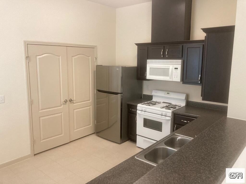 1915 Avenue N - Photo 6 of 12