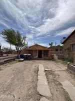 featured image of 4000 1/2 Sacramento Ave