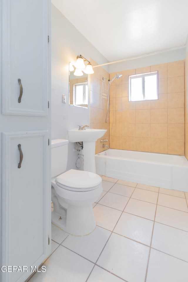 451 Borrett St - Photo 3 of 29