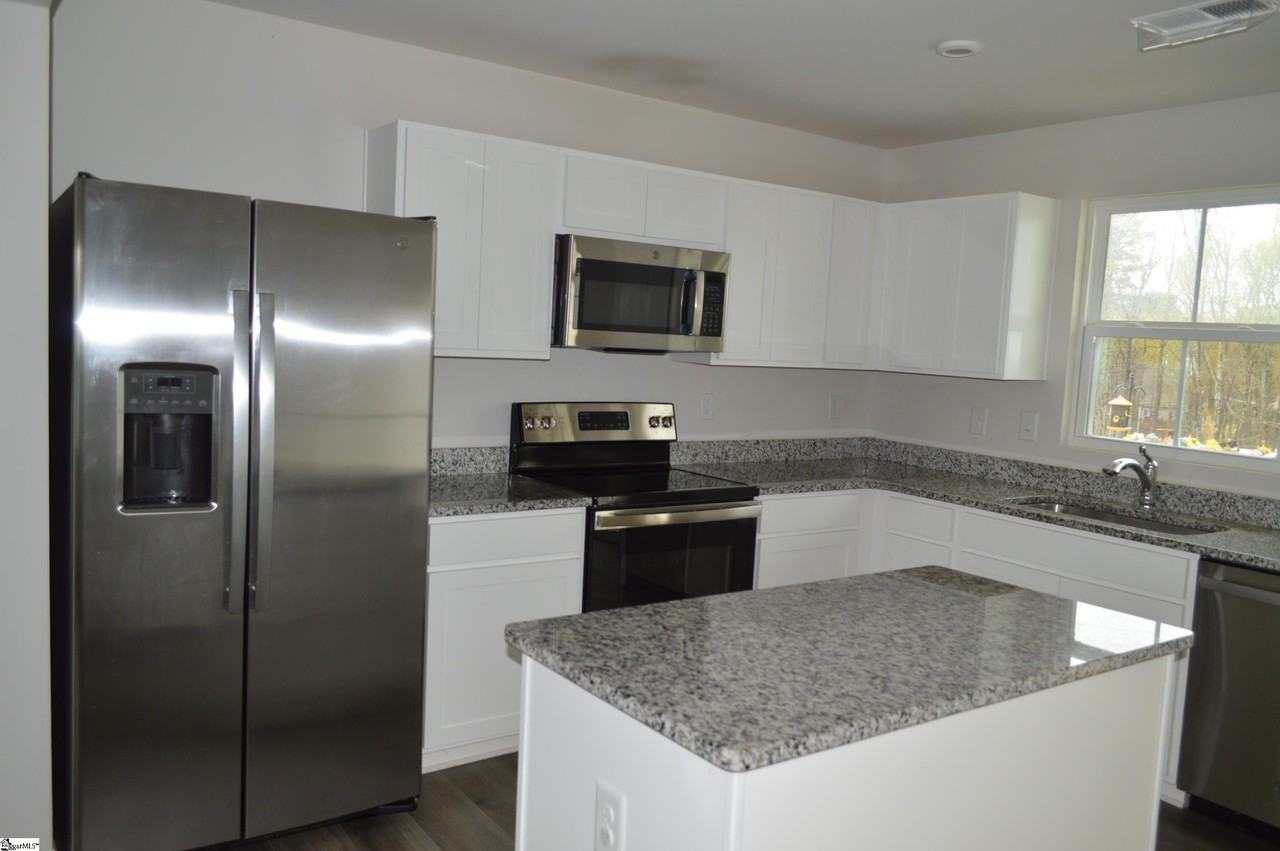 101 Forthside Way - Photo 5 of 25