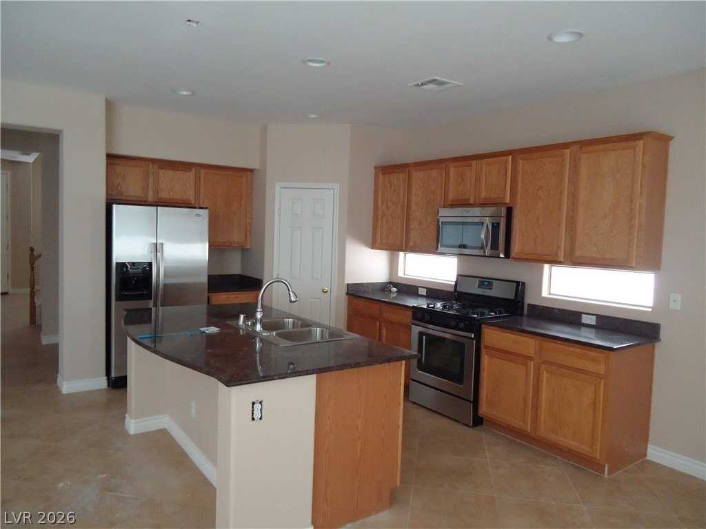 1709 Patrick Thomas Ct - Photo 6 of 14