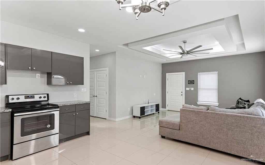 1908 W Harrison St #2 - Photo 6 of 18