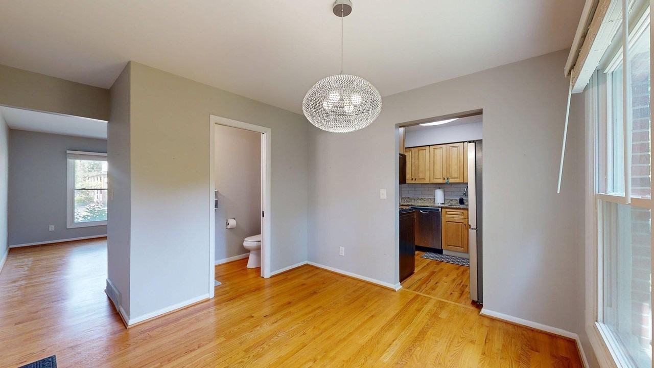 431 S 7th St #2 - Photo 6 of 18