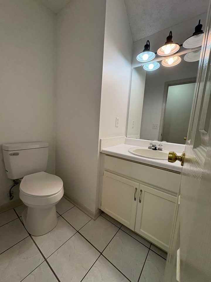 3129 Achey Dr - Photo 5 of 26