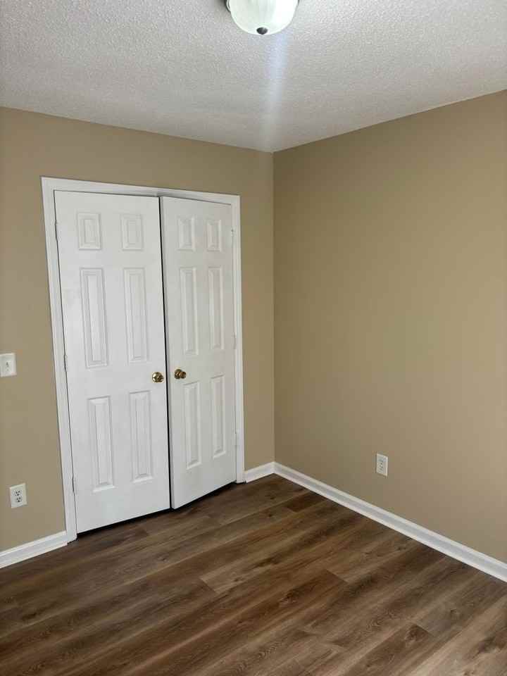 2324 Pine Knoll Ter - Photo 6 of 9