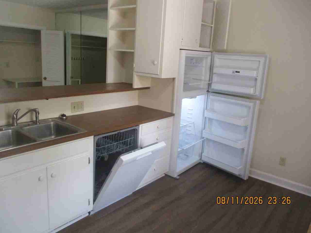 2602 Pointe North Blvd Apt A - Photo 4 of 9