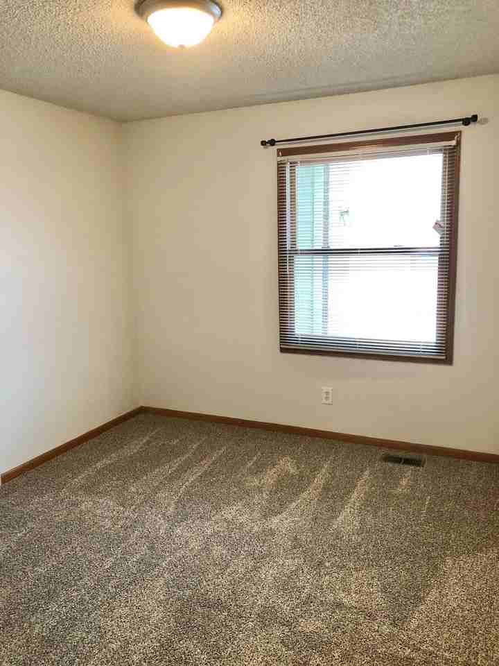2243 Cedarwood Dr - Photo 7 of 18
