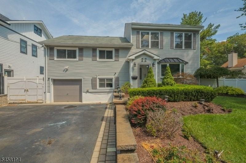 22 Bryant Dr - Photo 4 of 33
