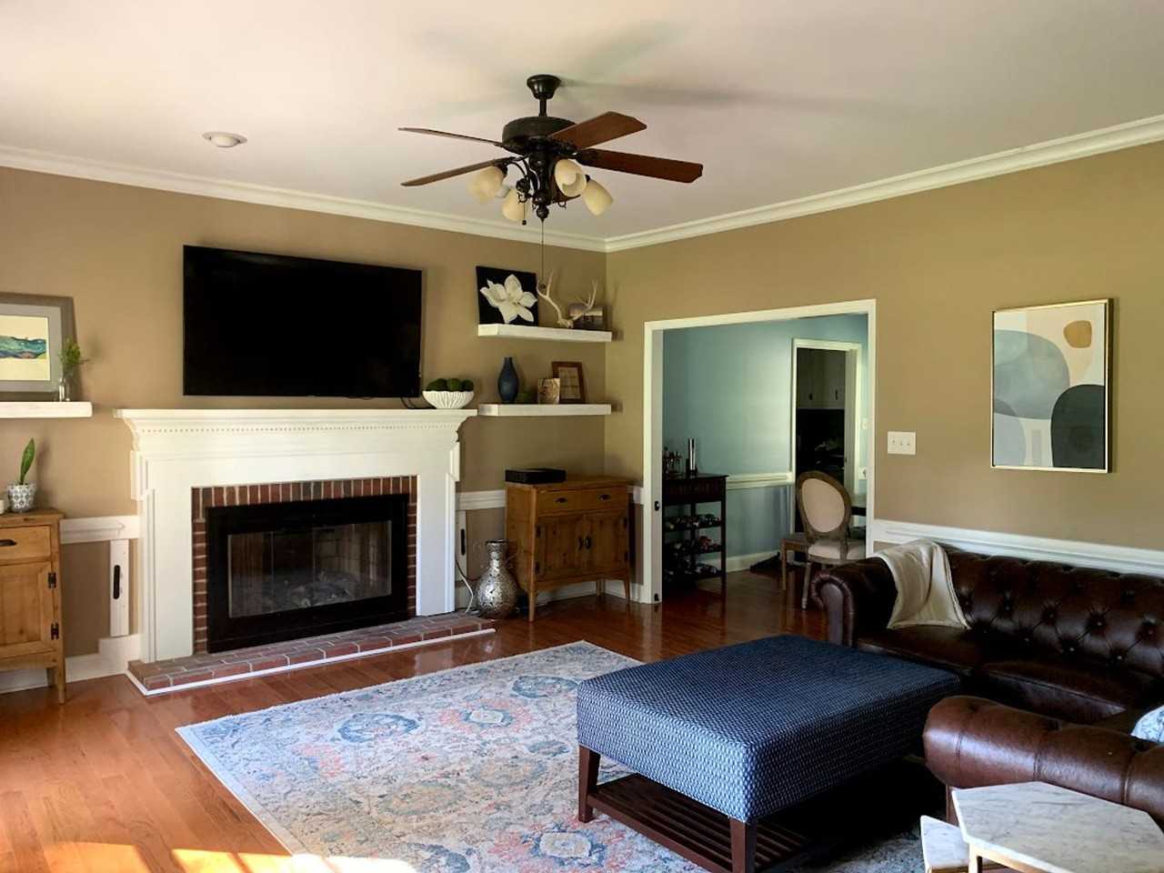 132 S Marion Dr - Photo 2 of 22