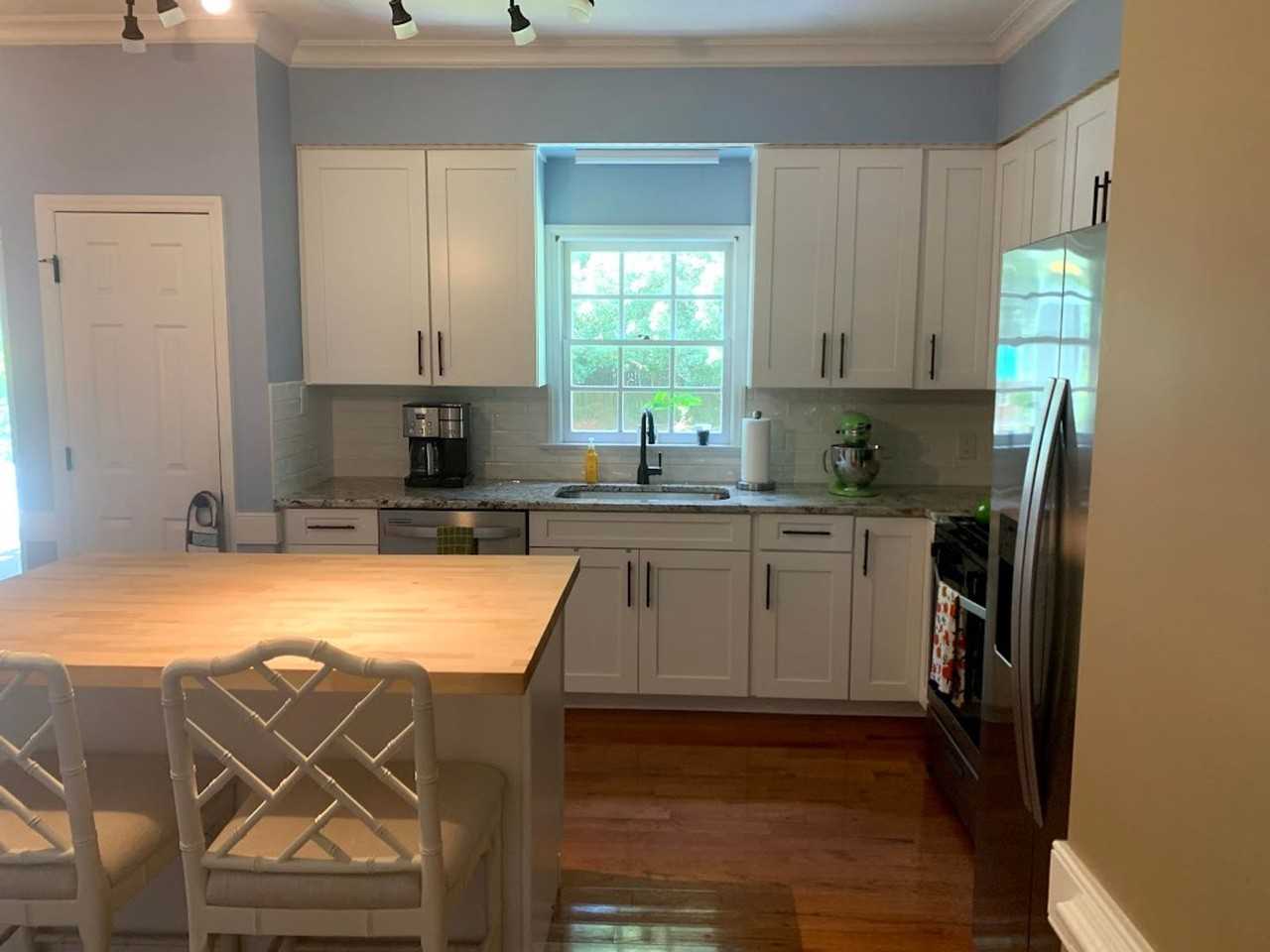 132 S Marion Dr - Photo 4 of 22