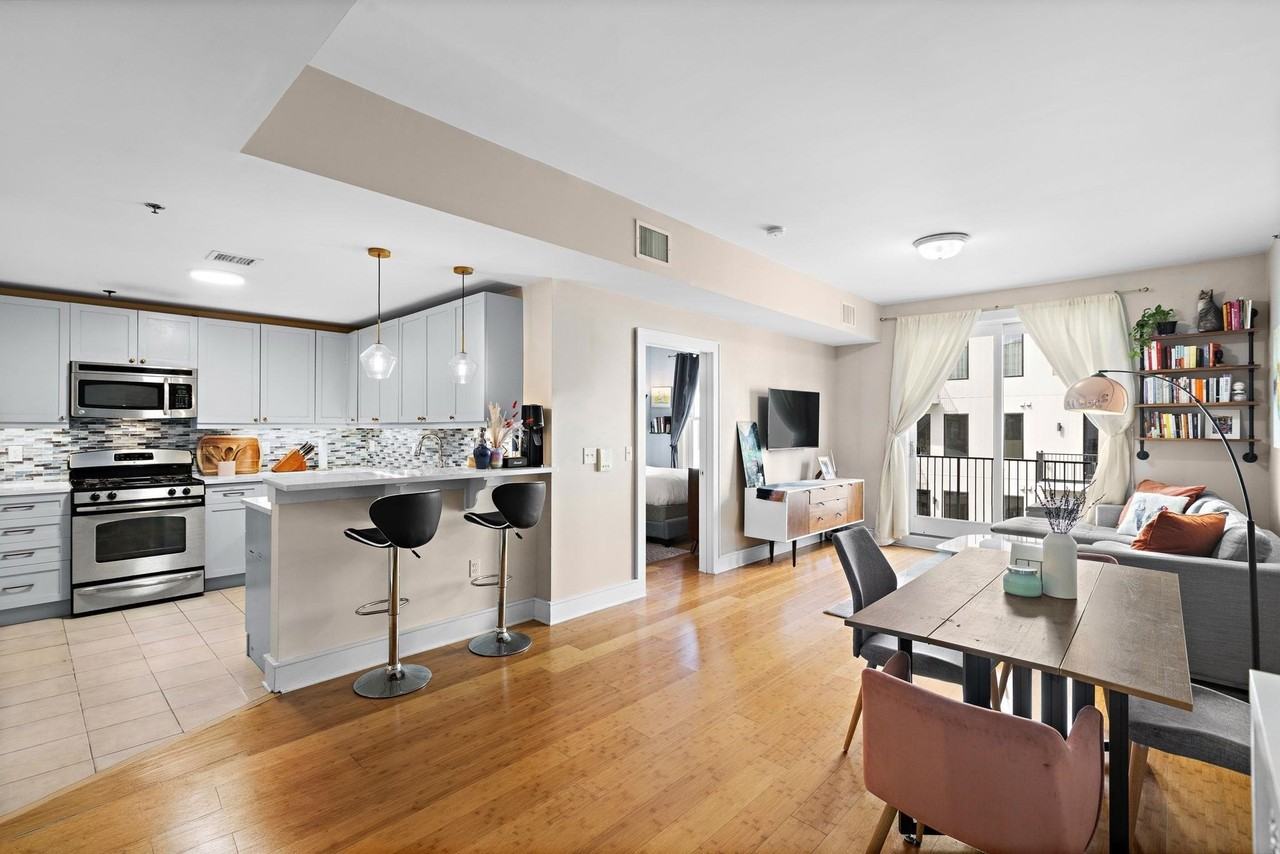 924 Jefferson St #5B - Photo 6 of 17