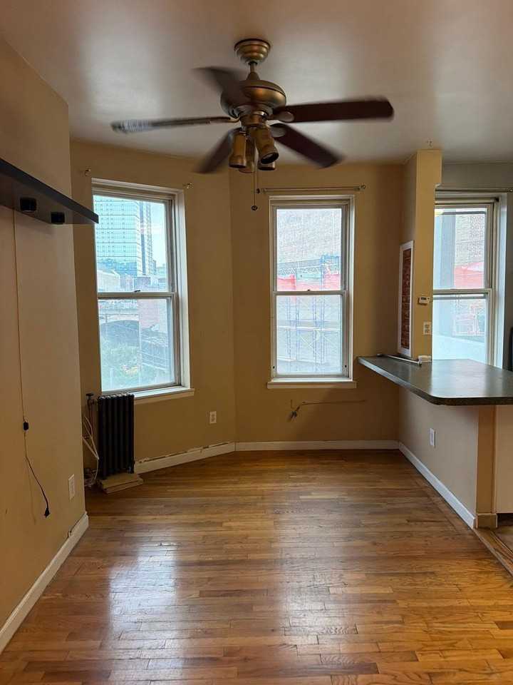 278 Magnolia Ave #2 - Photo 2 of 12