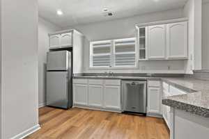 featured image of 13 Paddington Ln